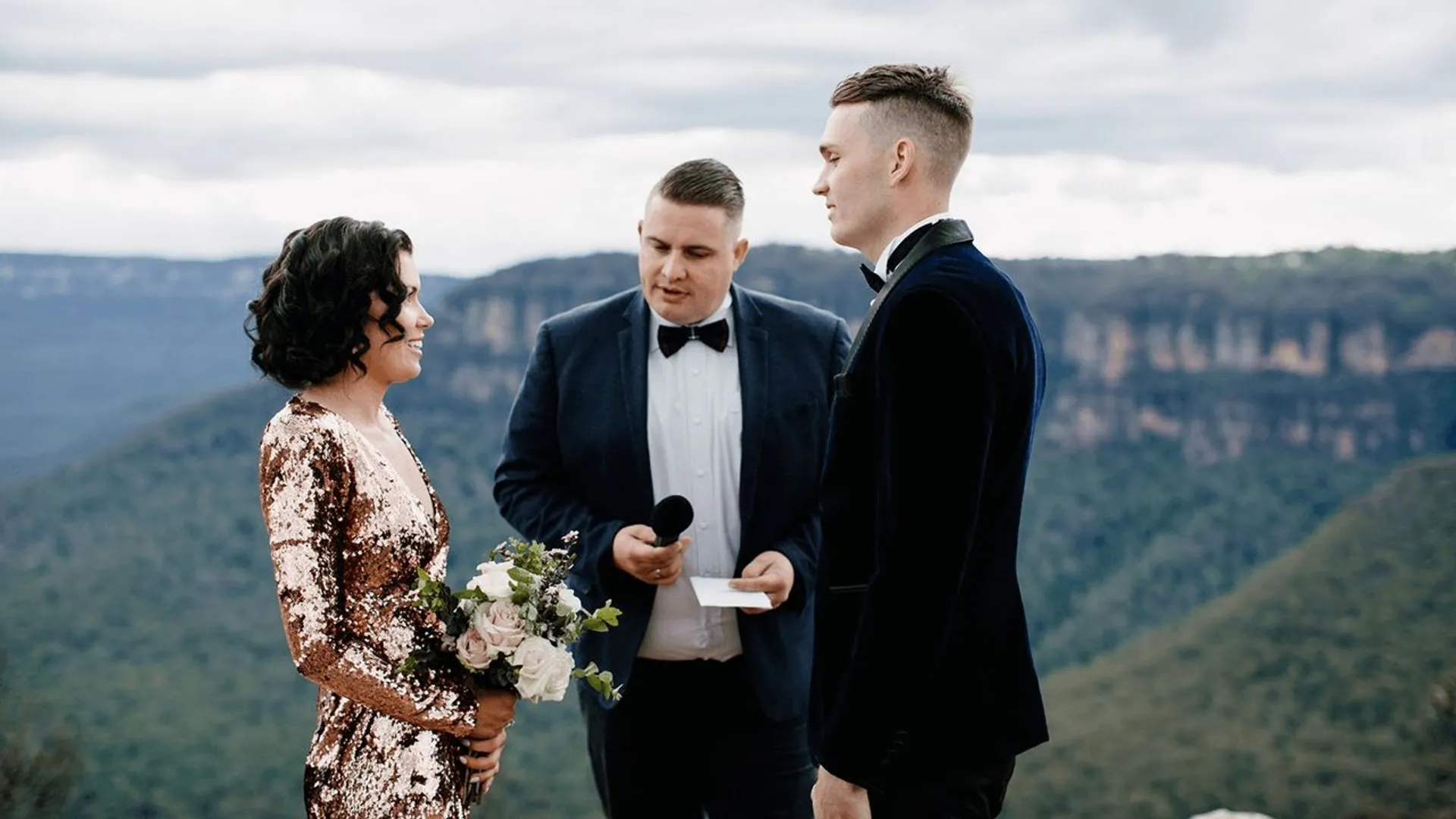Blue Mountains elopement with Josh Withers wedding celebrant