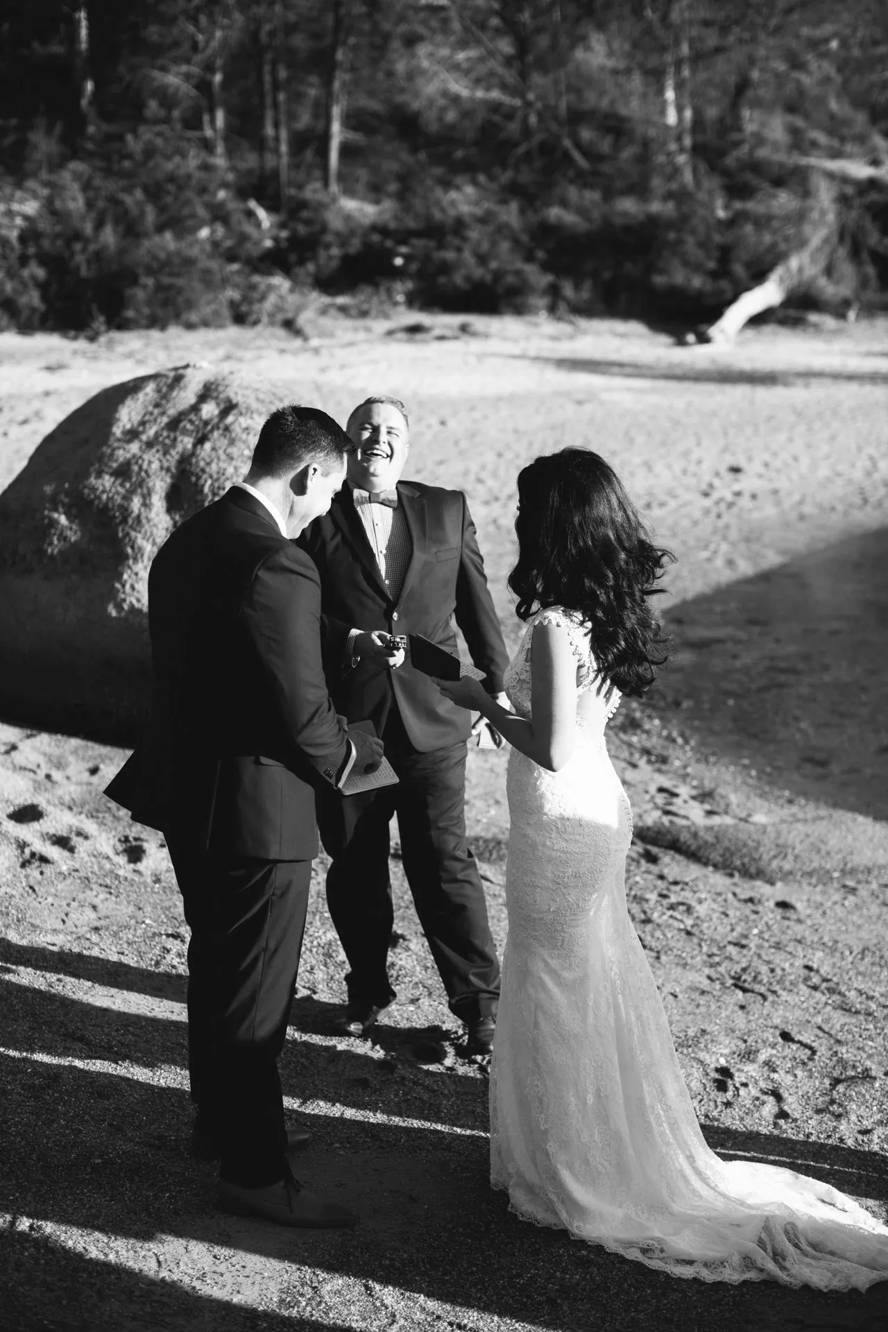 Freyceint Celebrant photographed by Heart and Colour ⌘